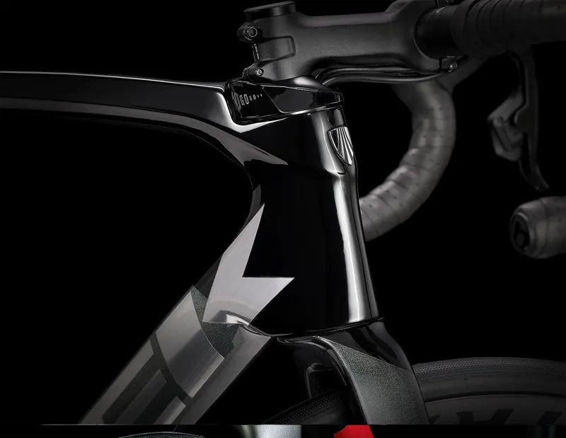 Trek Emonda SL 6 eTap Road Bike in Black-7